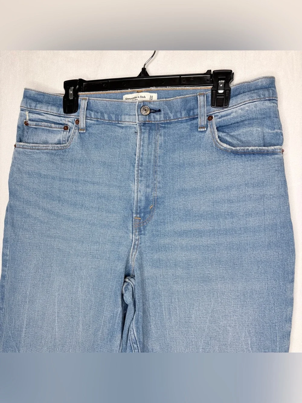 Abercrombie‎ & Fitch High Rise Mom Jeans